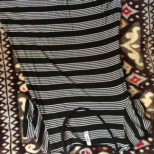 Lularoe • XS • Classic T •